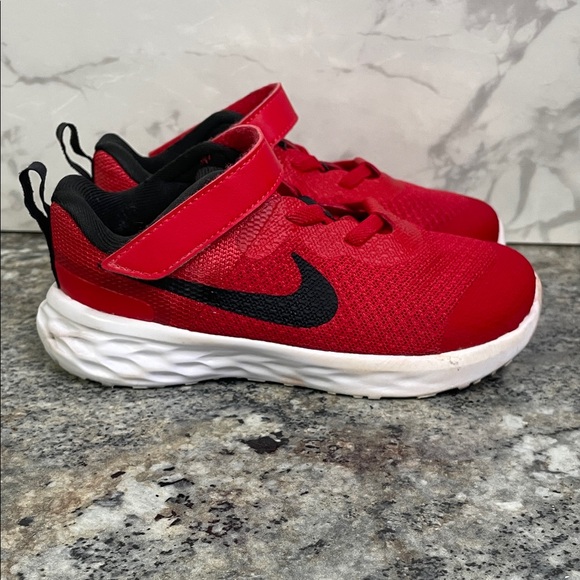 Nike Other - REVOLUTION 6 PS 'UNIVERSITY RED Size 9.5